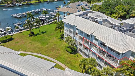 Residential complexes in Juno Beach, Palm Beach