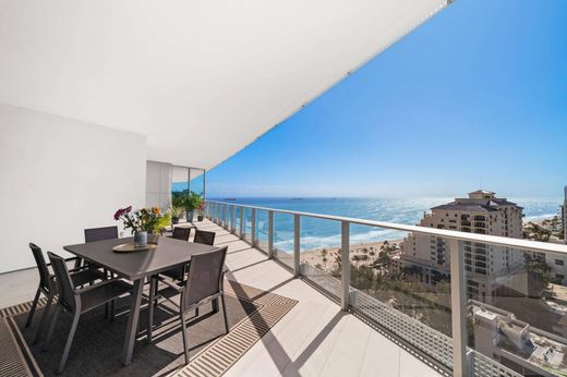 Residential complexes in Fort Lauderdale, Broward County