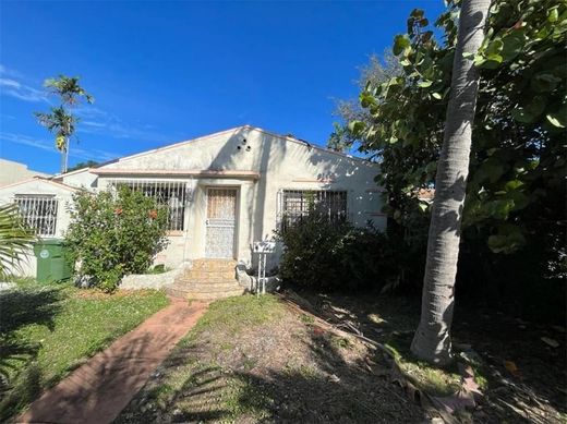 マイアミ, Miami-Dade Countyのヴィラ