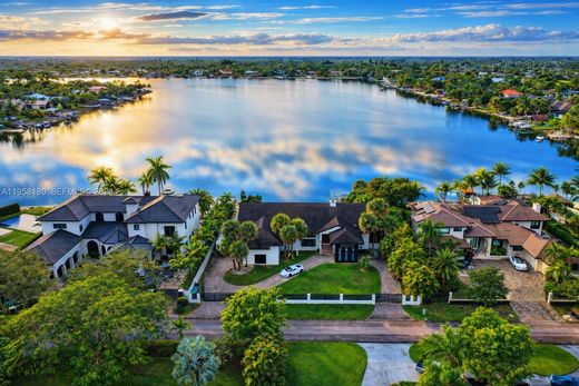 Villa in Miami, Miami-Dade County