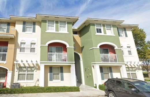 Residential complexes in Doral, Miami-Dade