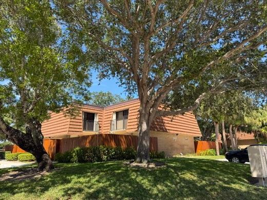 Townhouse in Jupiter, Palm Beach