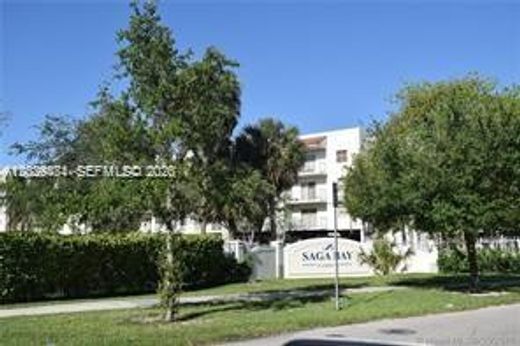 Complexes résidentiels à Cutler Bay, Comté de Miami-Dade