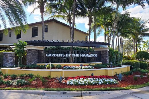 Complexes résidentiels à Miami, Comté de Miami-Dade