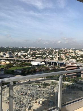 مجمع شقق ﻓﻲ ميامي، فلوريدا, Miami-Dade County