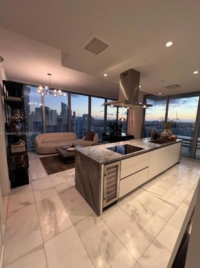 Complesso residenziale a Miami, Miami-Dade County