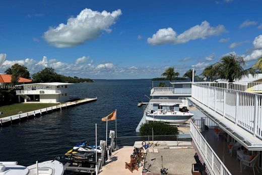 Villa - Key Largo, Monroe County