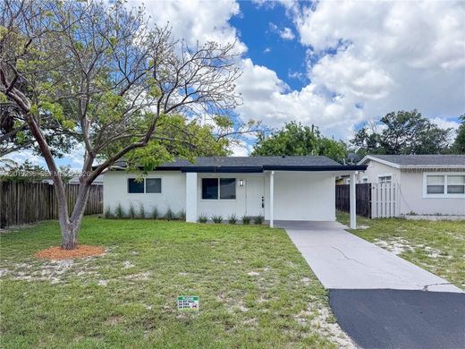 Villa in Oakland Park, Broward County