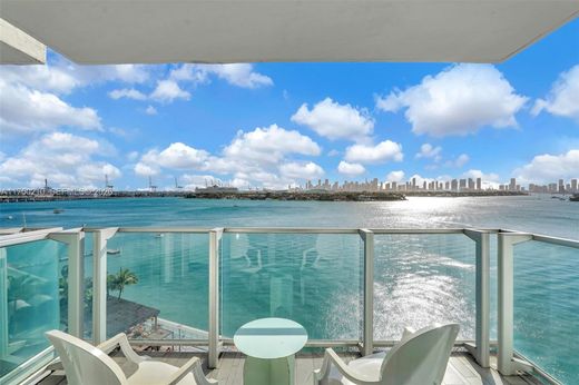 Residential complexes in Miami Beach, Miami-Dade