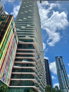 Complesso residenziale a Miami, Miami-Dade County