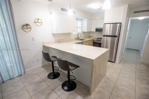 Residential complexes in Miami, Miami-Dade