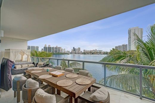 Komplex apartman Aventura, Miami-Dade County