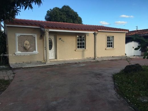 Вилла, Hialeah, Miami-Dade County