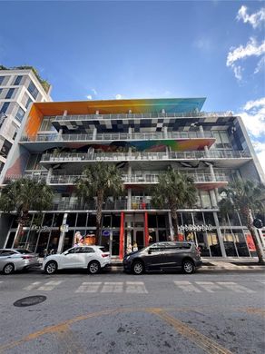 Complesso residenziale a Miami, Miami-Dade County