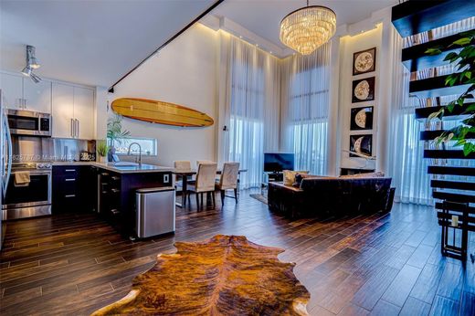 Жилой комплекс, Майами-Бич, Miami-Dade County