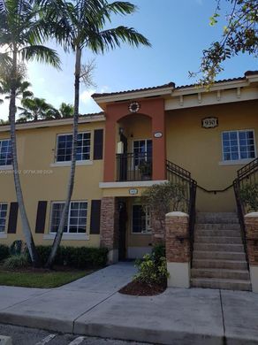 Residential complexes in Homestead, Miami-Dade