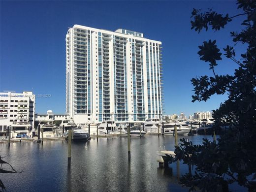 Wohnkomplexe in North Miami Beach, Miami-Dade County
