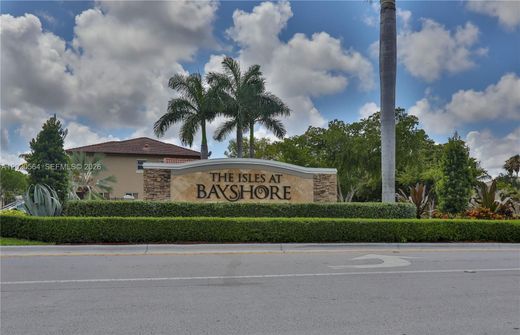 Residential complexes in Cutler Bay, Miami-Dade