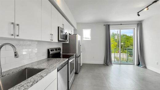 Residential complexes in Miami, Miami-Dade