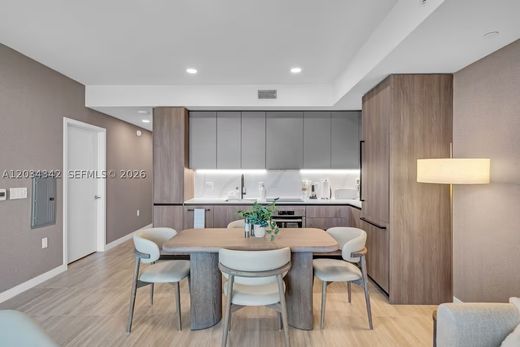 Complesso residenziale a Miami Beach, Miami-Dade County