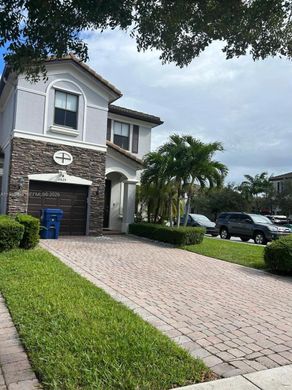 Townhouse in Doral, Miami-Dade