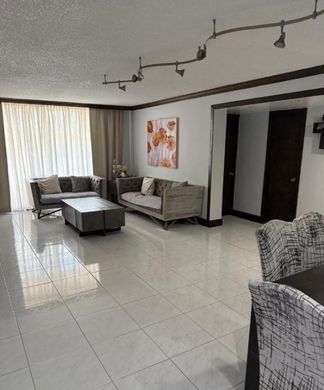 公寓楼  Hallandale Beach, Broward County