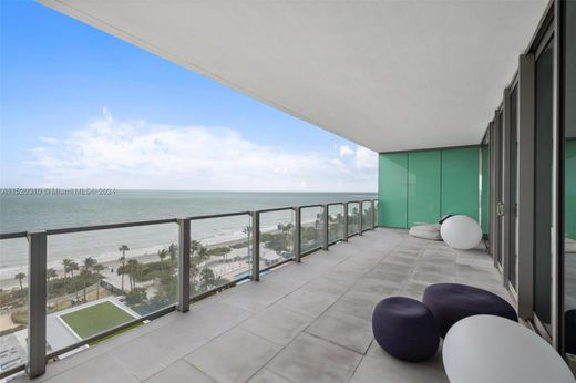 Komplex apartman Key Biscayne, Miami-Dade County