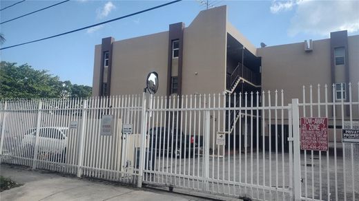 Complexes résidentiels à Miami, Comté de Miami-Dade