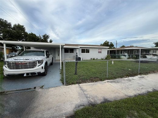 Villa à Miami Gardens, Comté de Miami-Dade