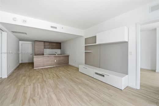 Complesso residenziale a Miami, Miami-Dade County
