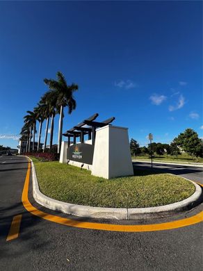 Townhouse in North Miami, Miami-Dade