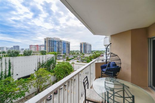Residential complexes in Hallandale, Broward County