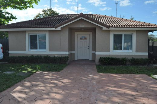 Villa in Miramar, Broward County