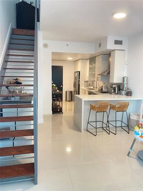 Komplex apartman Miami, Miami-Dade County