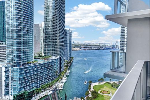 Complexes résidentiels à Miami, Comté de Miami-Dade