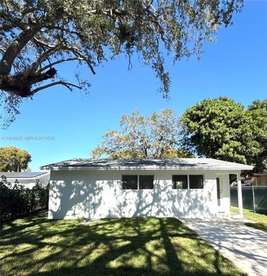 Villa in South Miami, Miami-Dade County