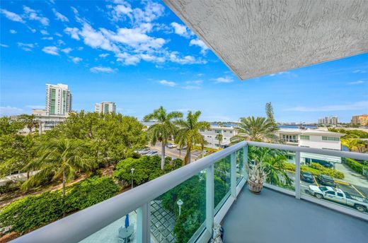 Complexos residenciais - North Bay Village, Miami-Dade County