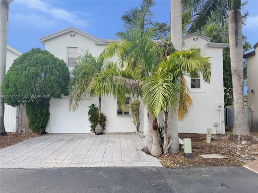 Villa - Miami, Miami-Dade County