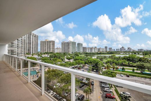 Residential complexes in Aventura, Miami-Dade