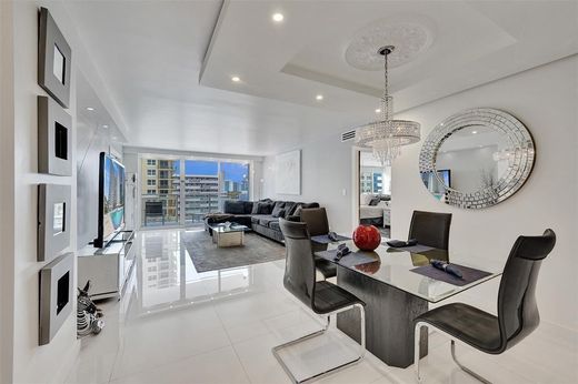 Complesso residenziale a Hallandale Beach, Broward County