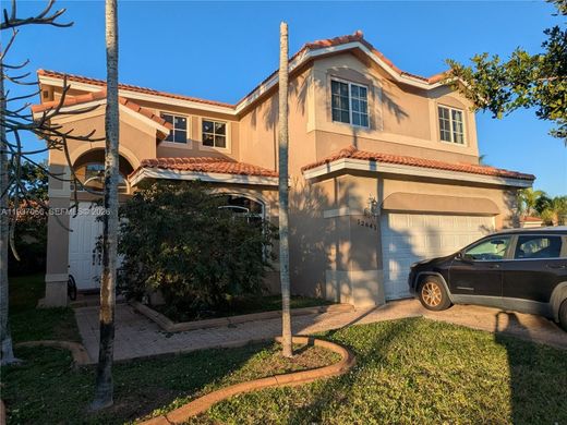 ミラマー, Broward Countyのヴィラ