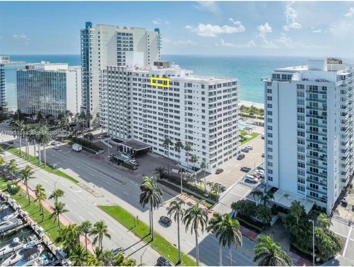 Complesso residenziale a Miami Beach, Miami-Dade County