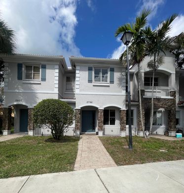 Townhouse in Miramar, Broward County