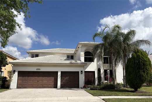 Villa in Pembroke Pines, Broward County