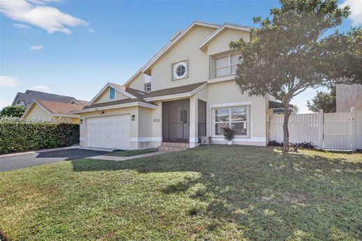 Villa in Pembroke Pines, Broward County