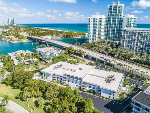 Complexos residenciais - Bal Harbour, Miami-Dade County