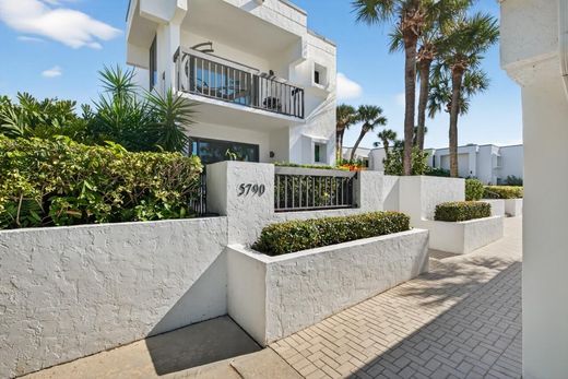 Residential complexes in Vero Beach, Indian River County