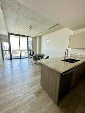 Residential complexes in Miami, Miami-Dade