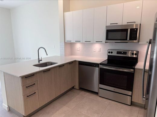 Townhouse in North Miami Beach, Miami-Dade
