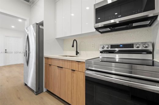 Villa Miami, Miami-Dade County